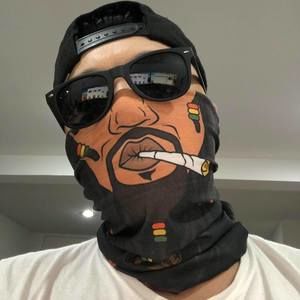 Meet your Posher, Clement